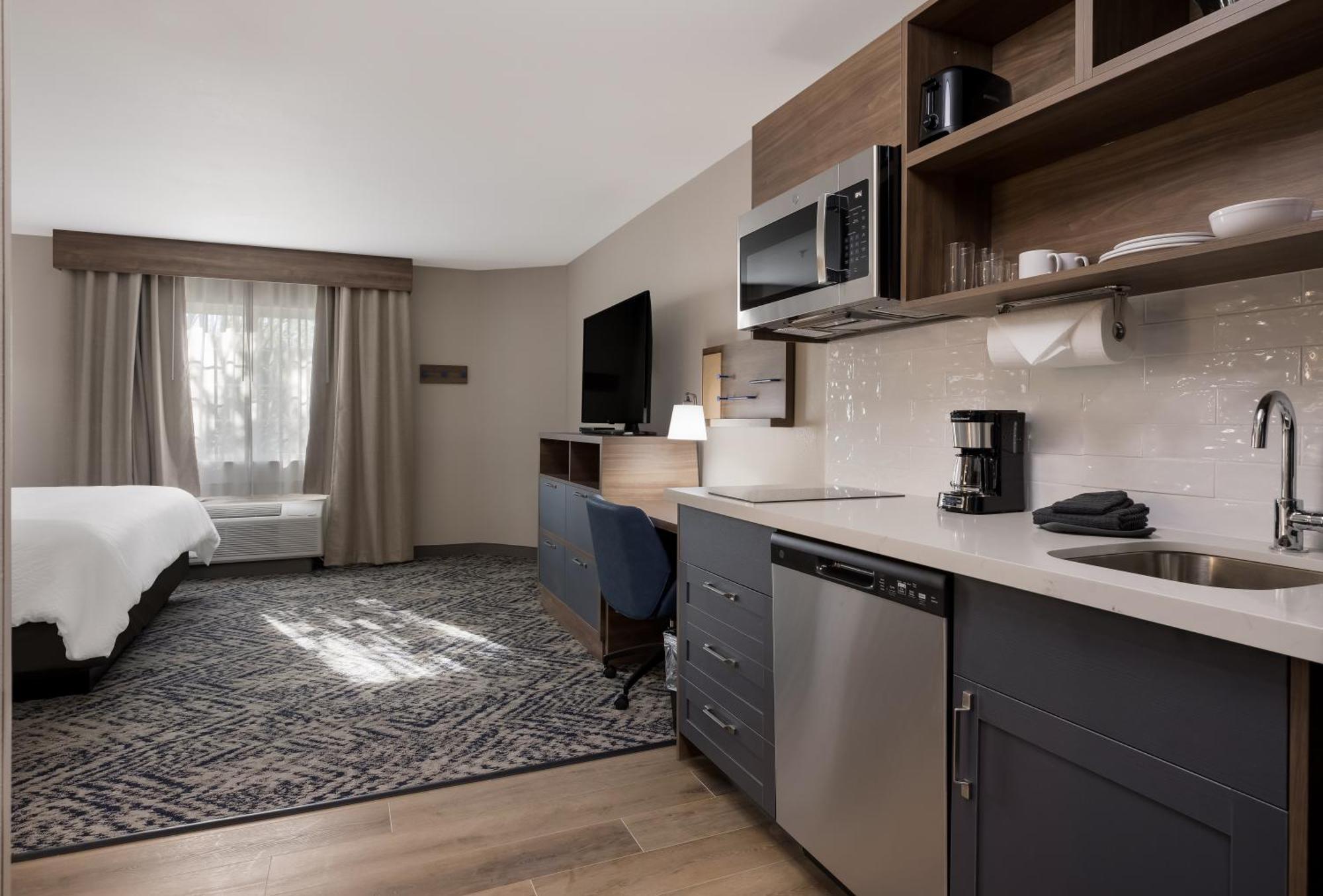 Candlewood Suites Lafayette - River Ranch By Ihg Bagian luar foto